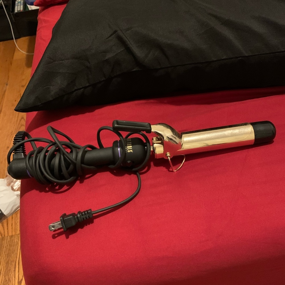 Hot tools curling iron 1 1/4in barrel